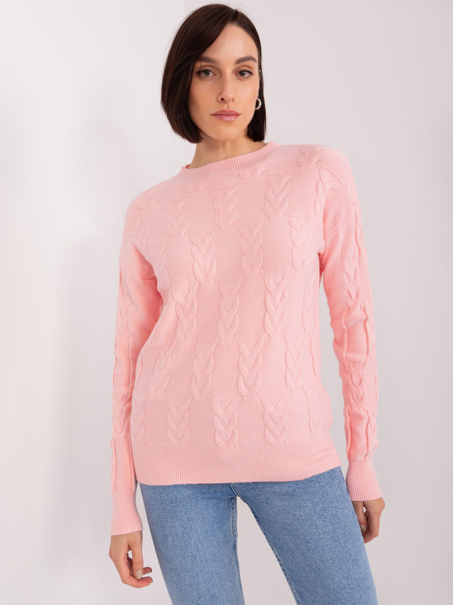 Púdrový vrkôčikový sveter AT-SW-2340.22-light pink Veľkosť: ONE SIZE