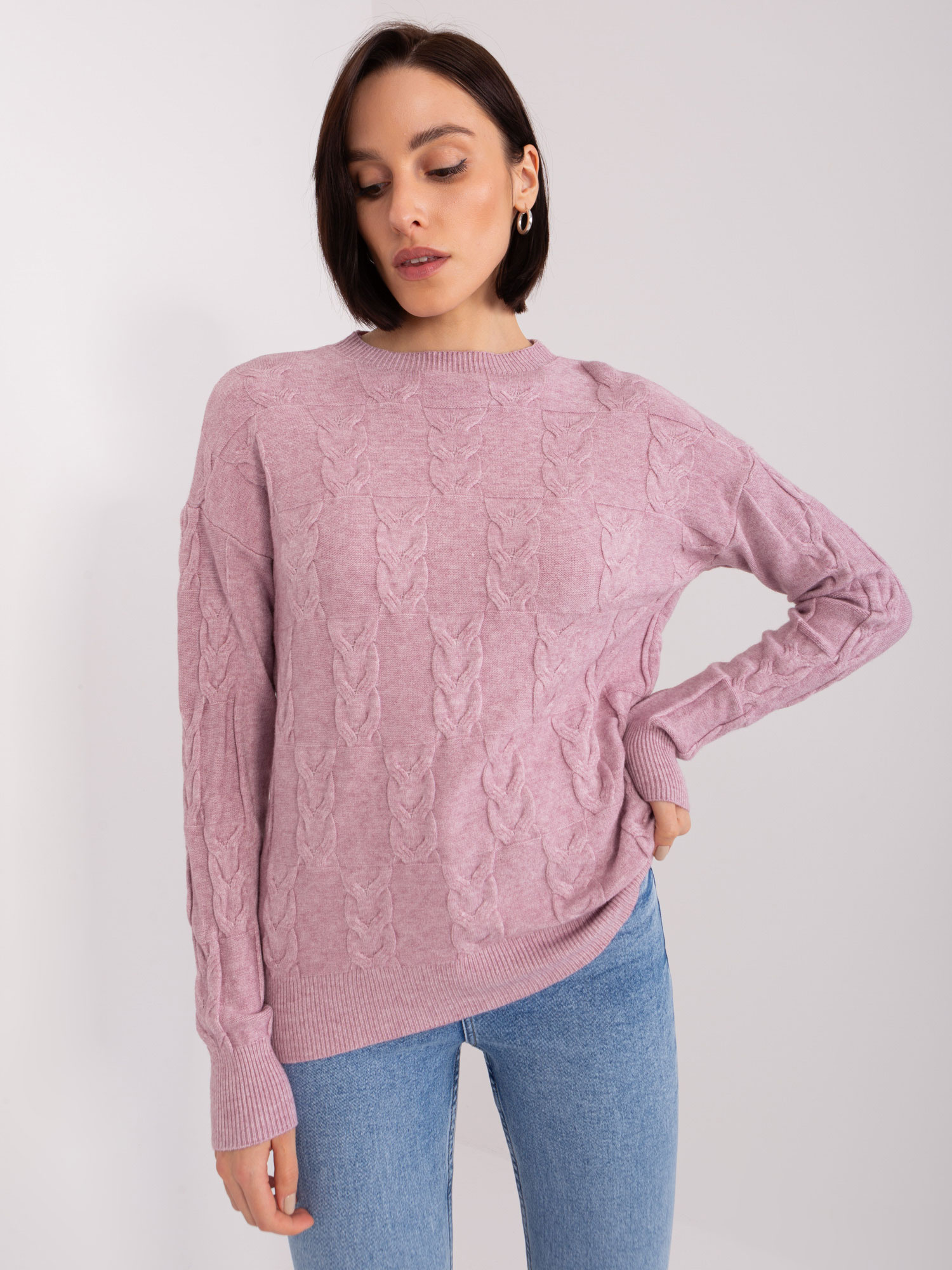 Svetlofialový pletený sveter so vzorom AT-SW-2340.80-light viollet Veľkosť: ONE SIZE