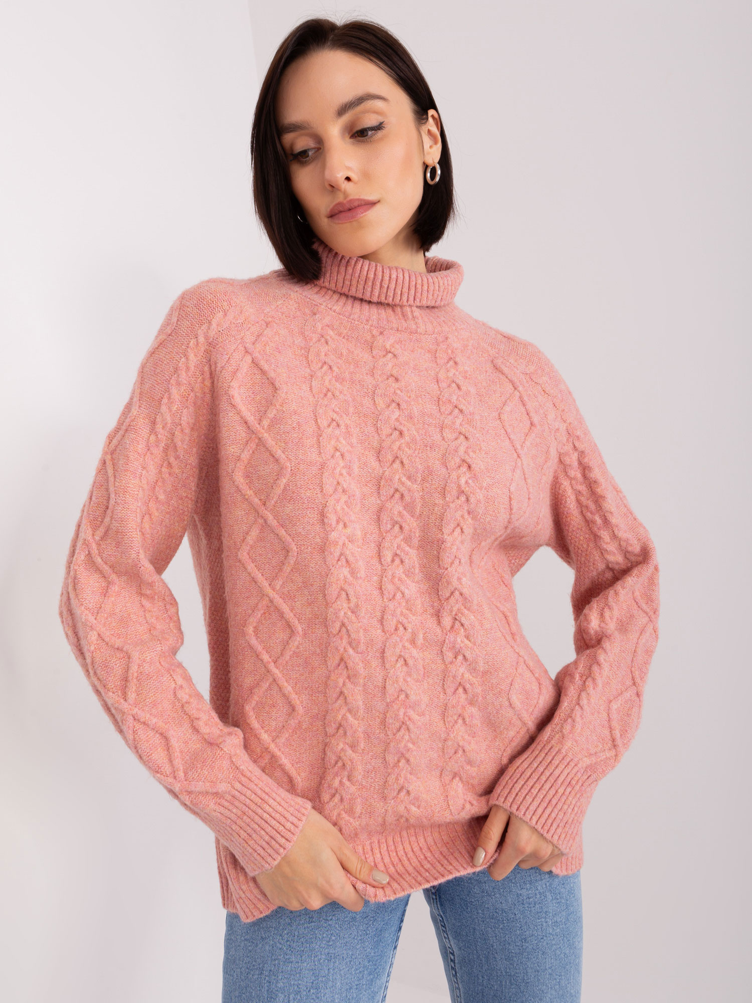 Ružový vrkôčikový sveter s rolákom -AT-SW-2355-2.19P-pink Veľkosť: ONE SIZE