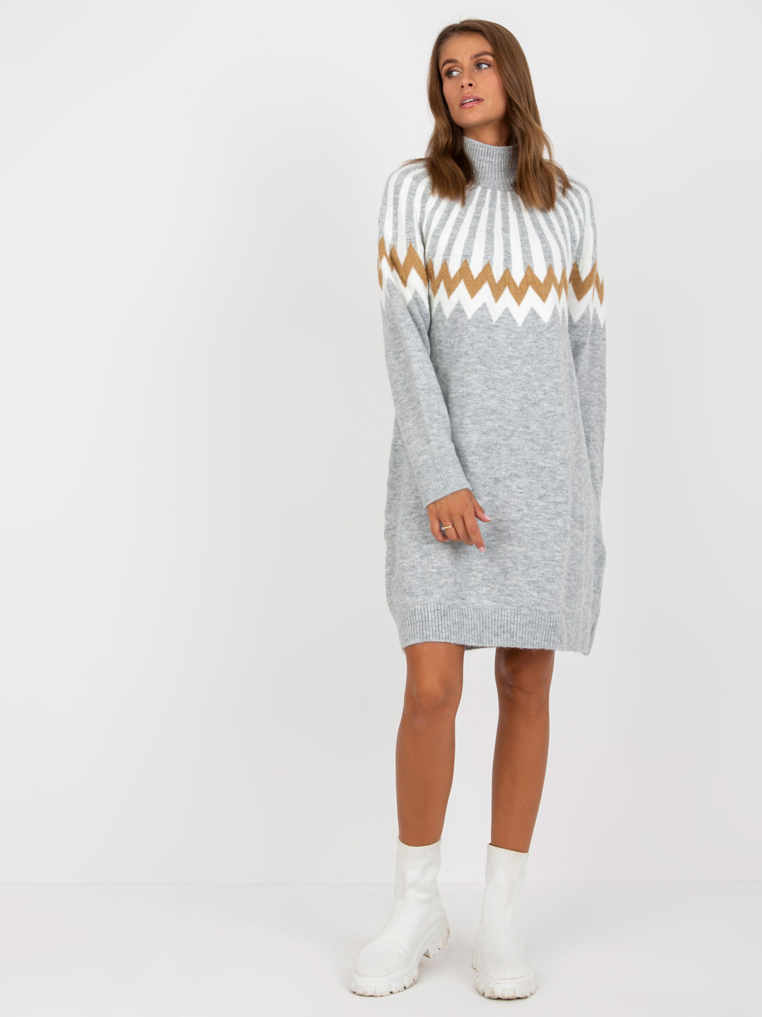 Sivé svetrové šaty so vzorom LC-SK-0098.37X-grey Veľkosť: ONE SIZE