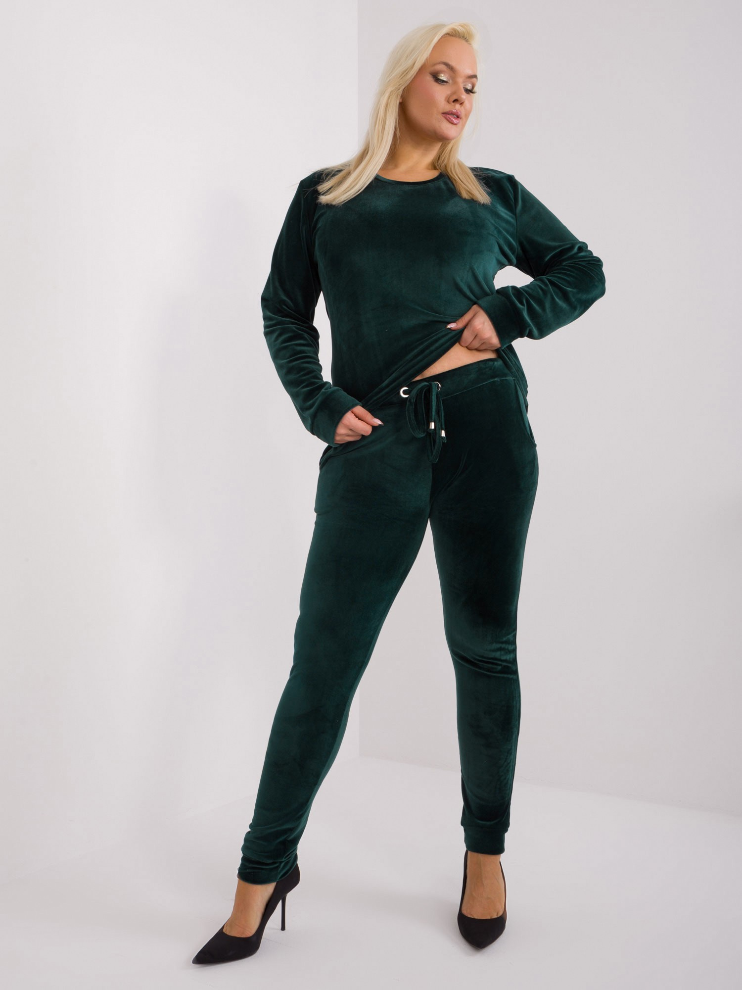 Tmavozelená velúrová súprava bez kapucne -RV-KMPL-6085.05-dark green Veľkosť: 2XL