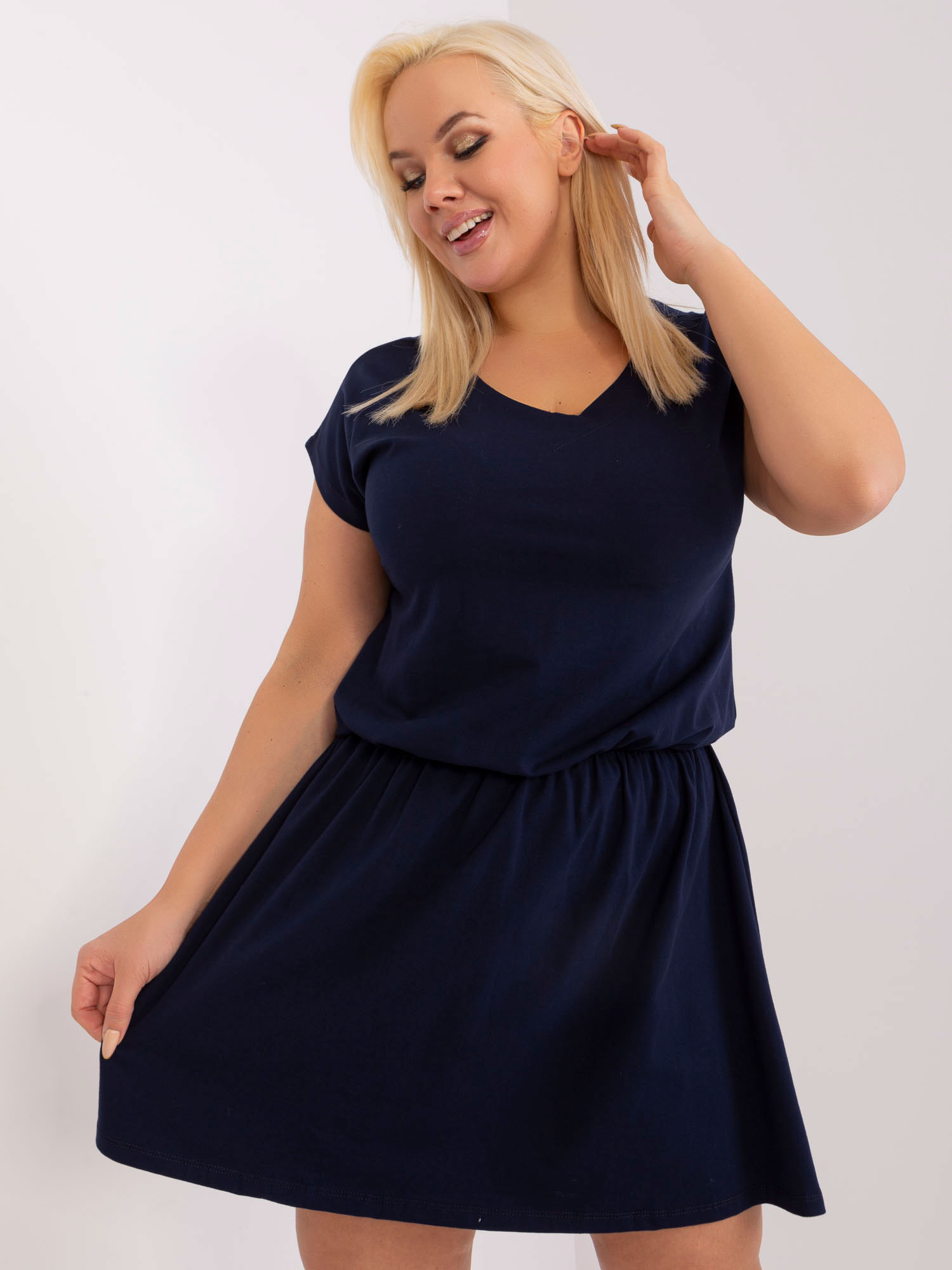 Tmavomodré ležérne šaty -EM-SK-HS-21-105.12-dark blue Veľkosť: L