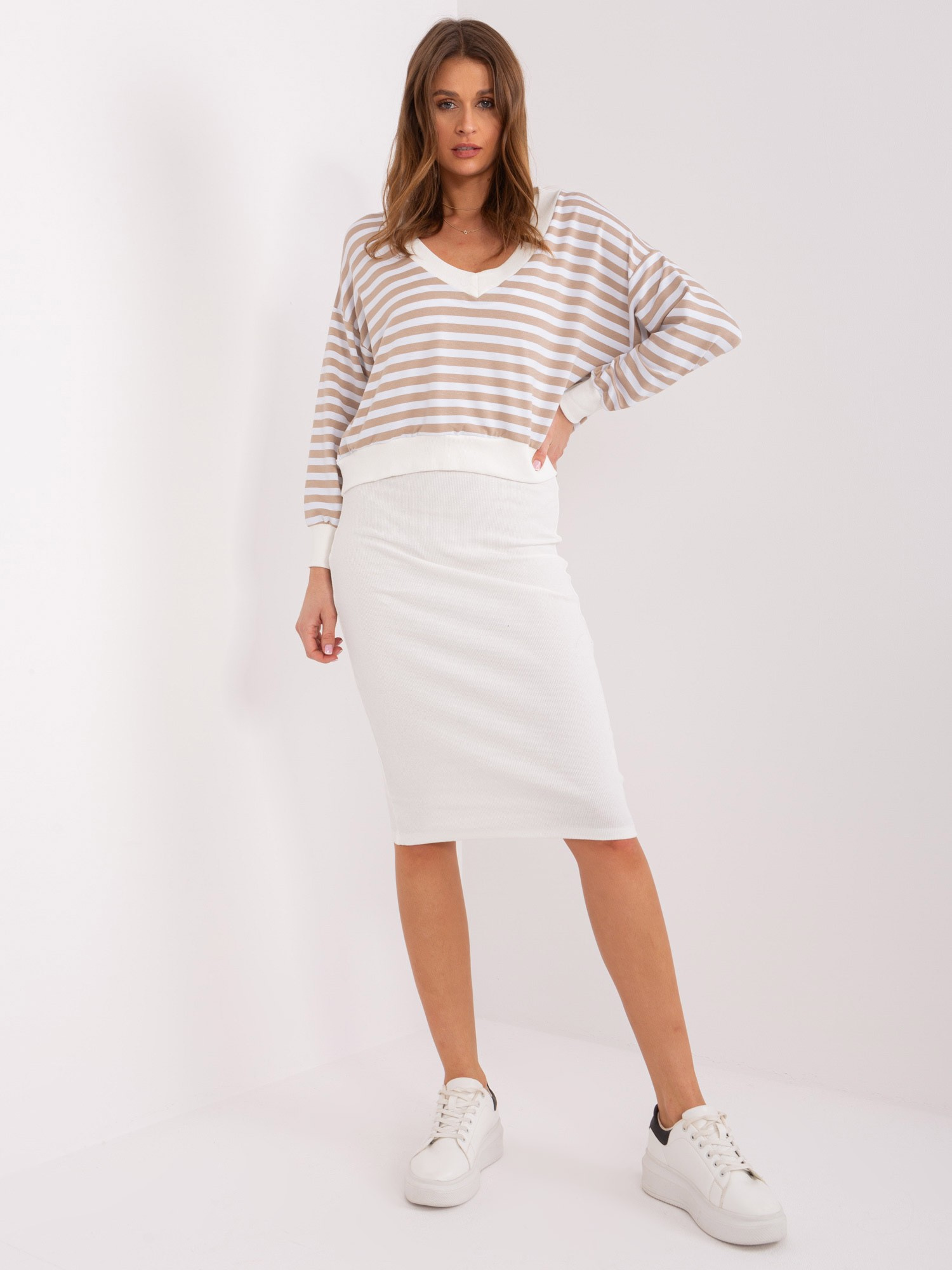 Bielo-béžový komplet šiat a pruhovanej blúzky EM-KMPL-819.41P-beige Veľkosť: ONE SIZE