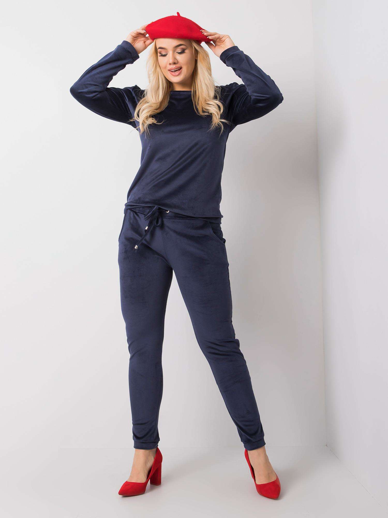 Tmavomodrá velúrová tepláková súprava bez kapucne RV-KMPL-6085.05-dark blue Veľkosť: 3XL