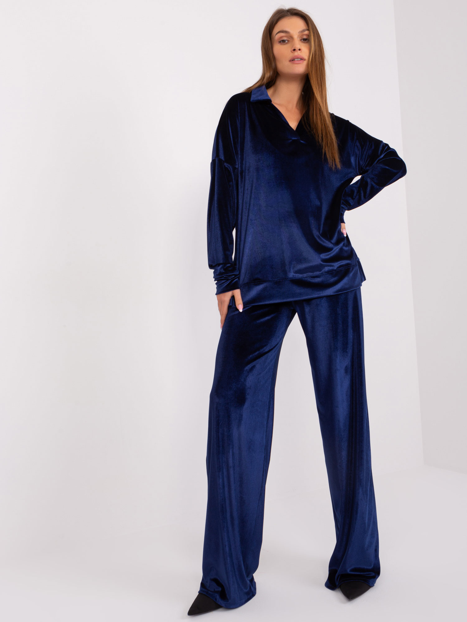 Tmavomodrá velúrová súprava LK-KMPL-509426.74-dark blue Veľkosť: S/M