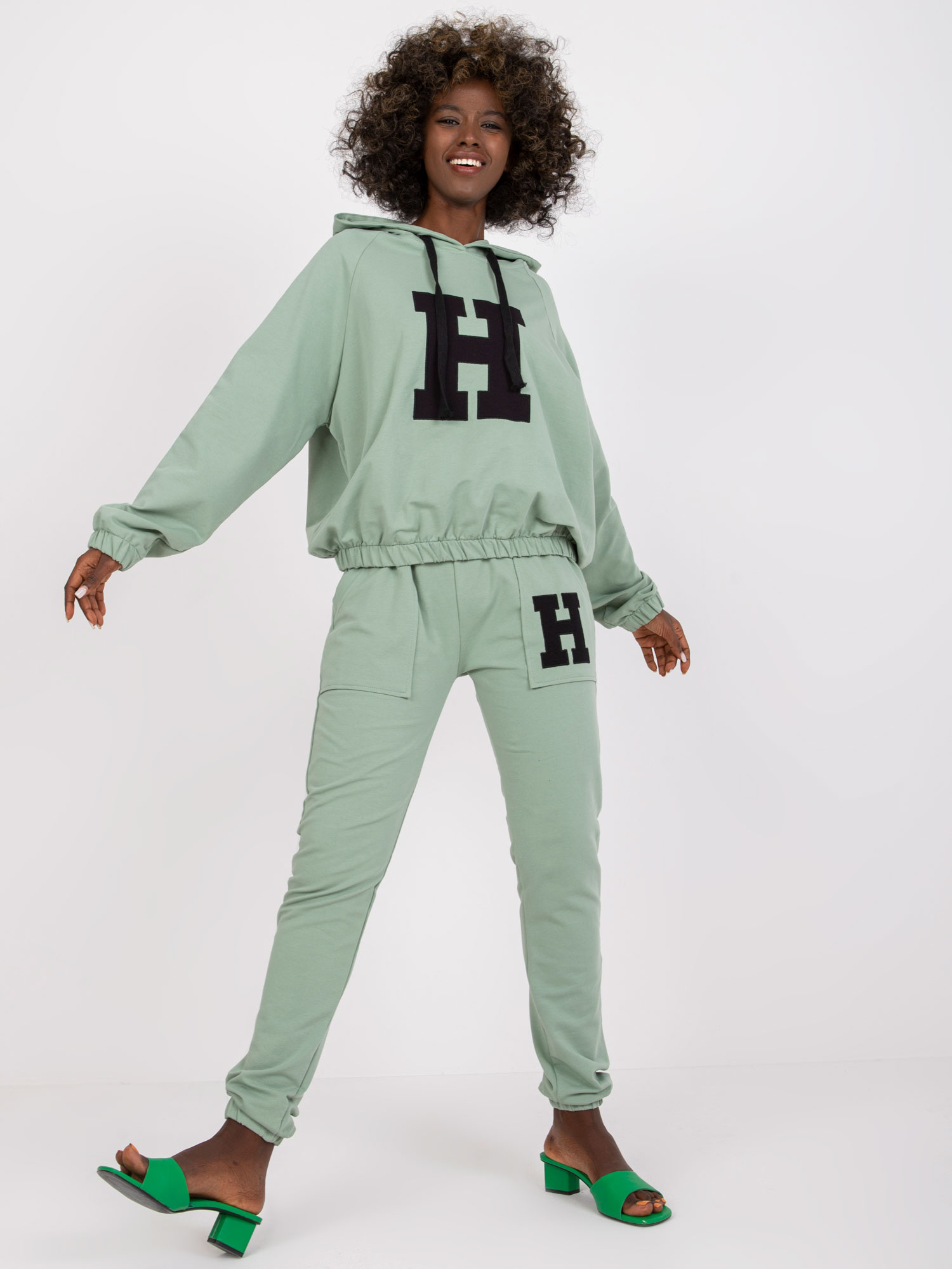 Svetlozelená tepláková súprava s kapucňou -RV-KMPL-7802.34P-green Veľkosť: S/M