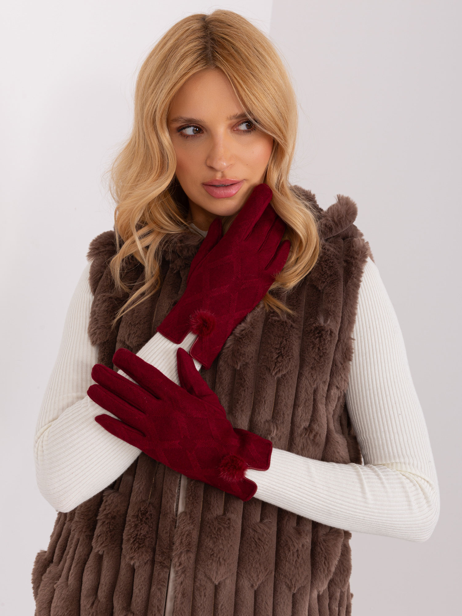 Bordové zimné rukavice AT-RK-239506.98-bordo Veľkosť: S/M