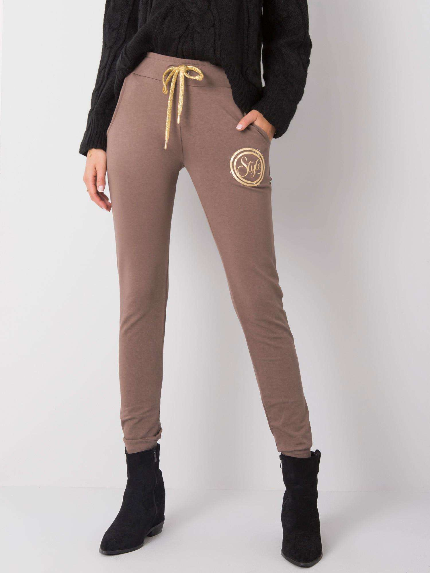 Hnedé dámske tepláky s logom RV-DR-5992.71-brown Veľkosť: M