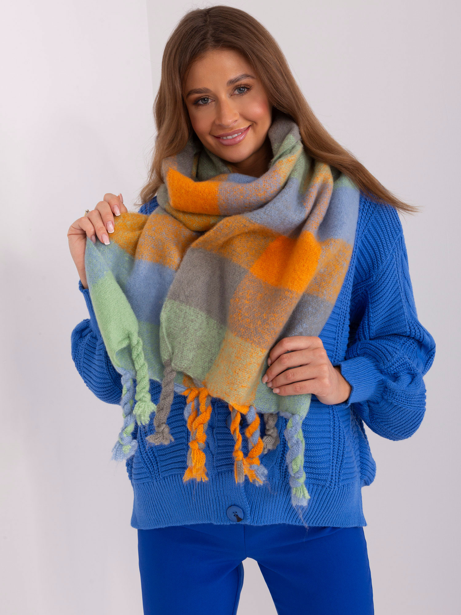 Modro-oranžový károvaný šál so strapcami AT-SZ-2313501.98-orange Veľkosť: ONE SIZE