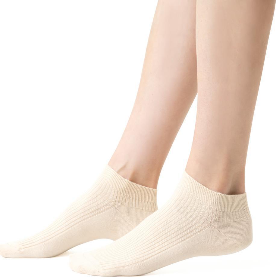 Krémové členkové rebrované dámske ponožky Art.137 MW003, CREAMY Veľkosť: 38/40