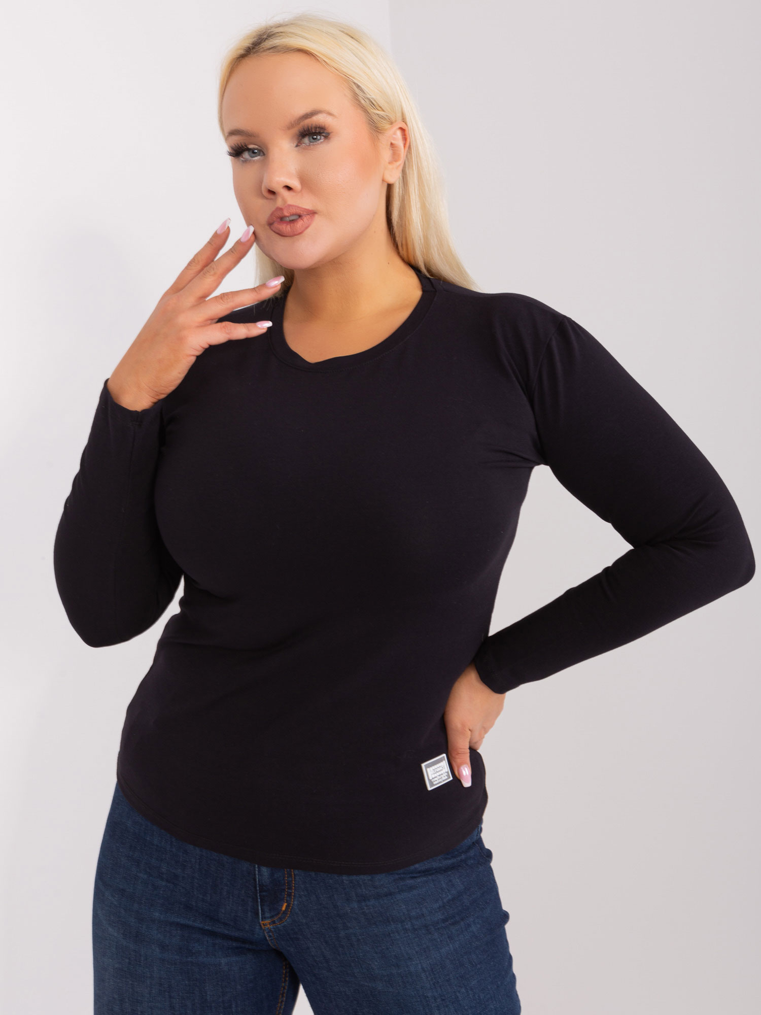 Čierne basic tričko s dlhým rukávom -RV-BZ-9257.19-black Veľkosť: ONE SIZE