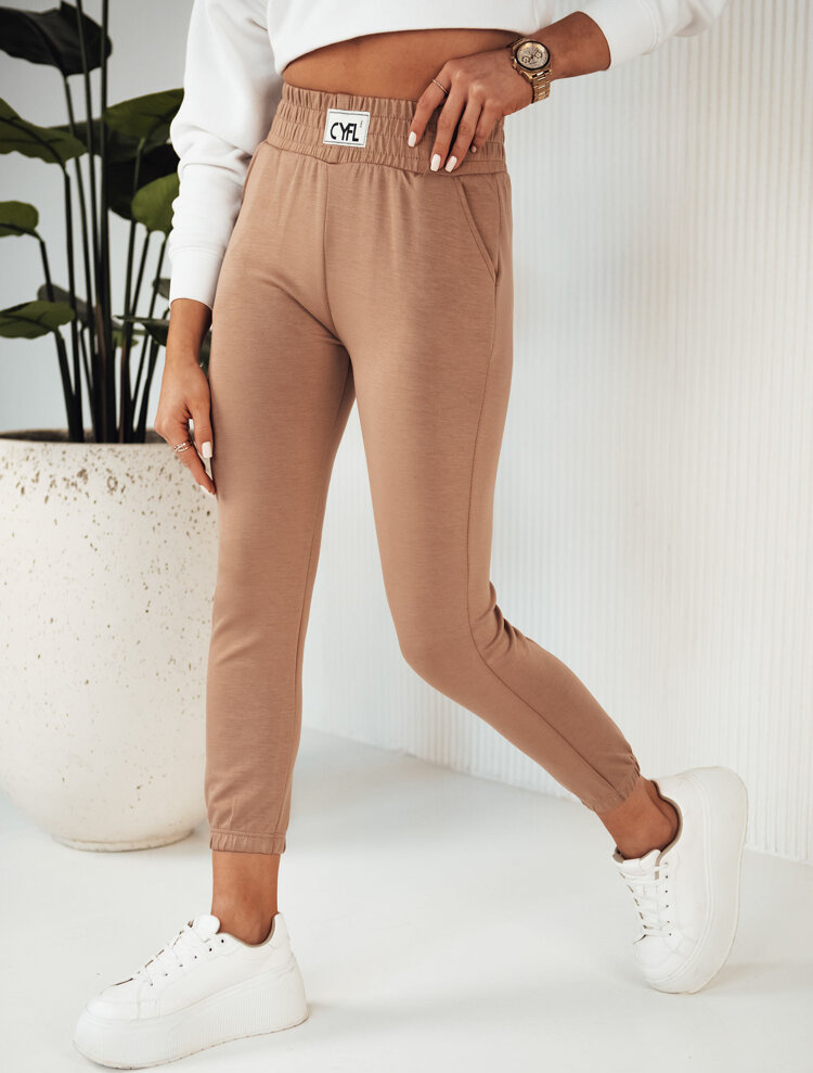 Hnedé pohodlné tepláky CYFL UY1806 Veľkosť: M/L