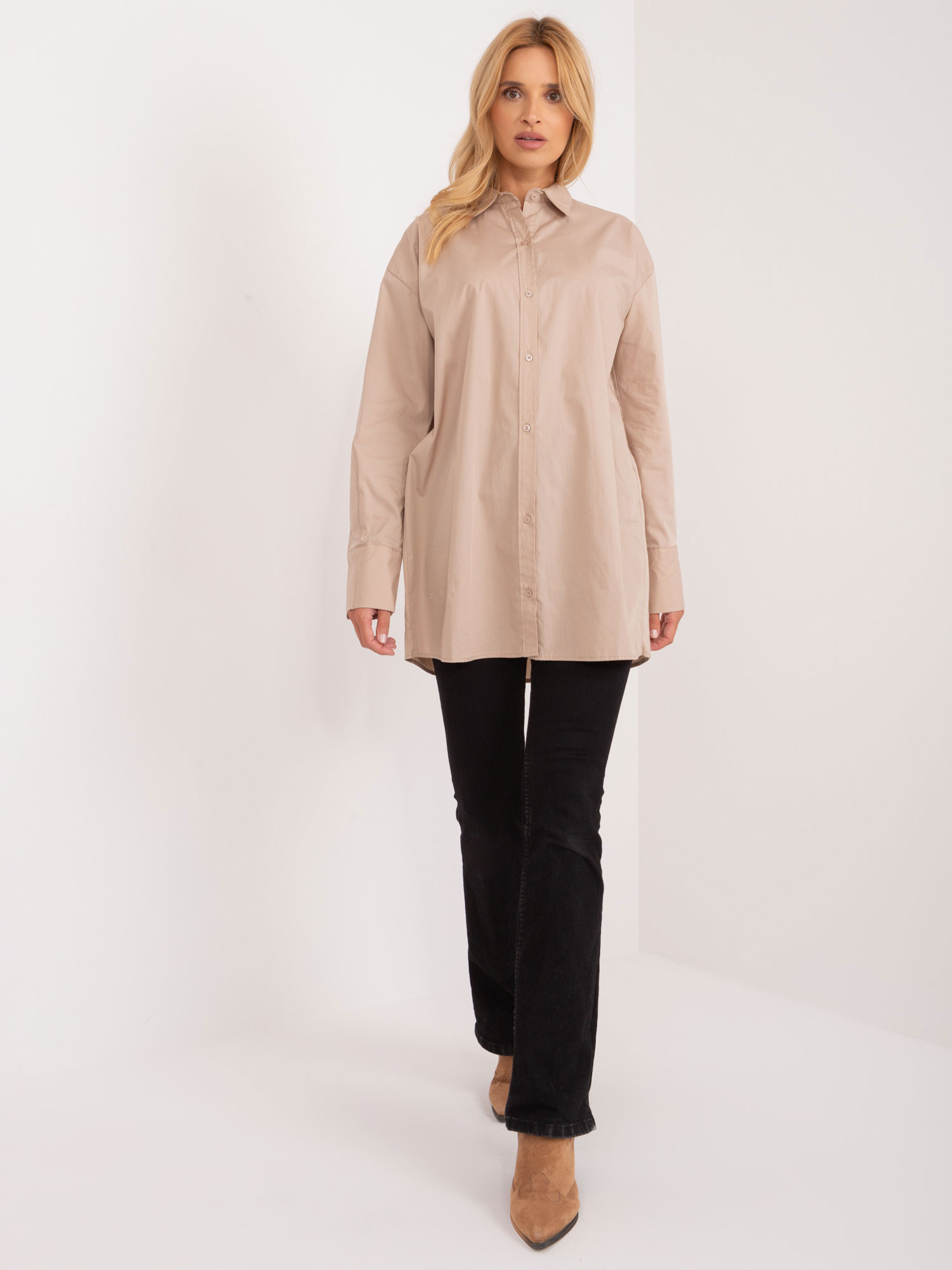 Tmavobéžová predĺžená košeľa -BA-KS-0378.60-dark beige Veľkosť: M