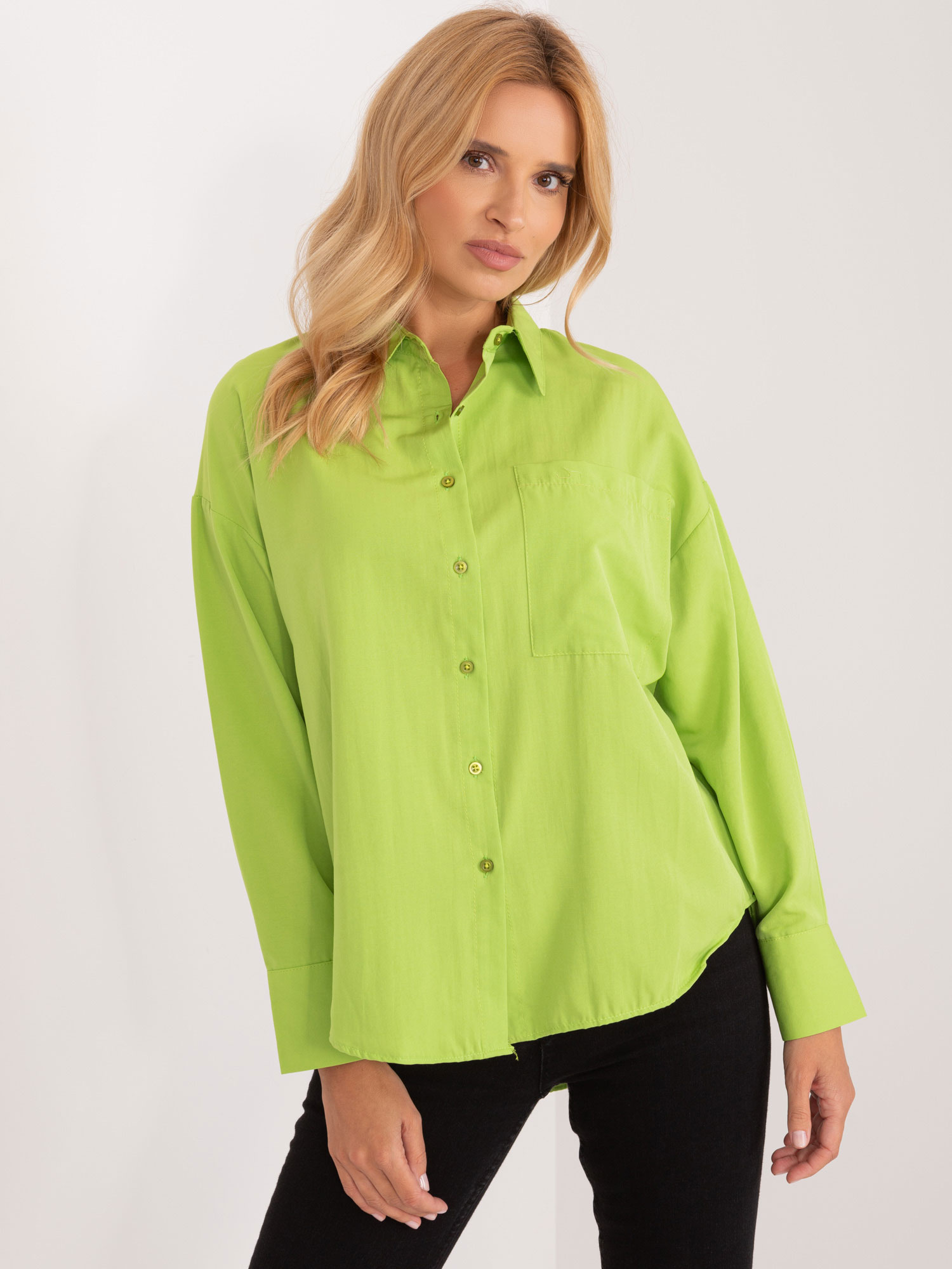 Limetková oversize košeľa s gombíkmi na chrbte BA-KS-0274.47-limon Veľkosť: ONE SIZE
