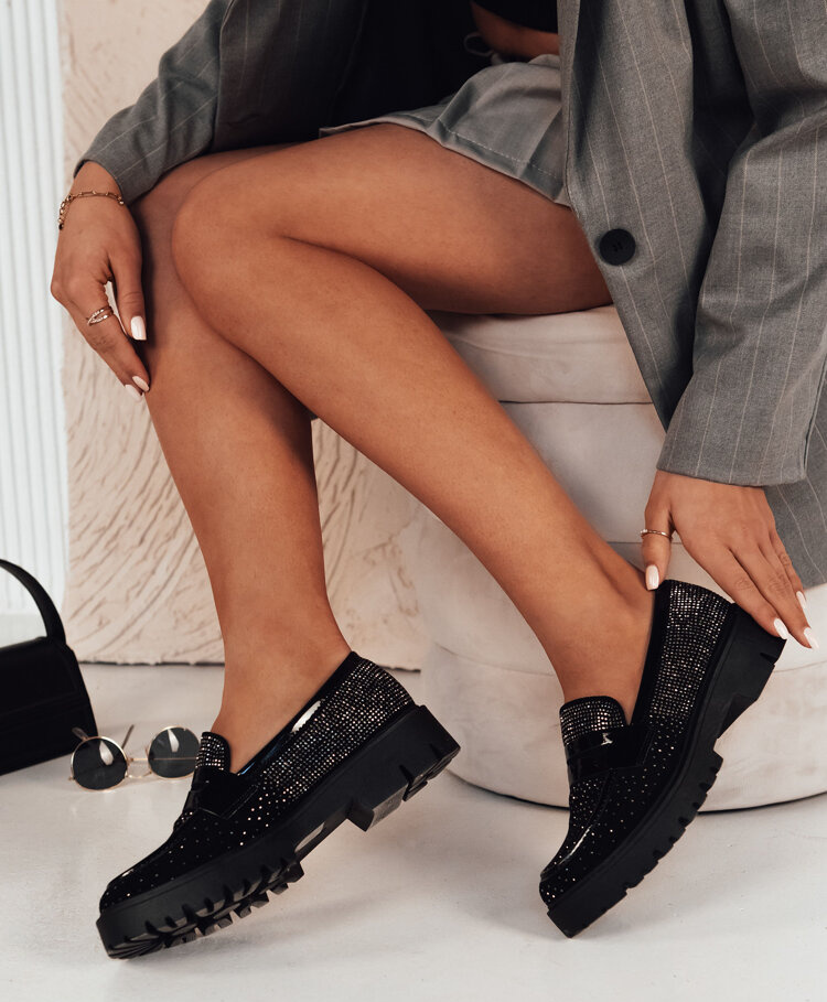 Čierne mokasíny s kamienkami OTERO ZY0478 Veľkosť: 39