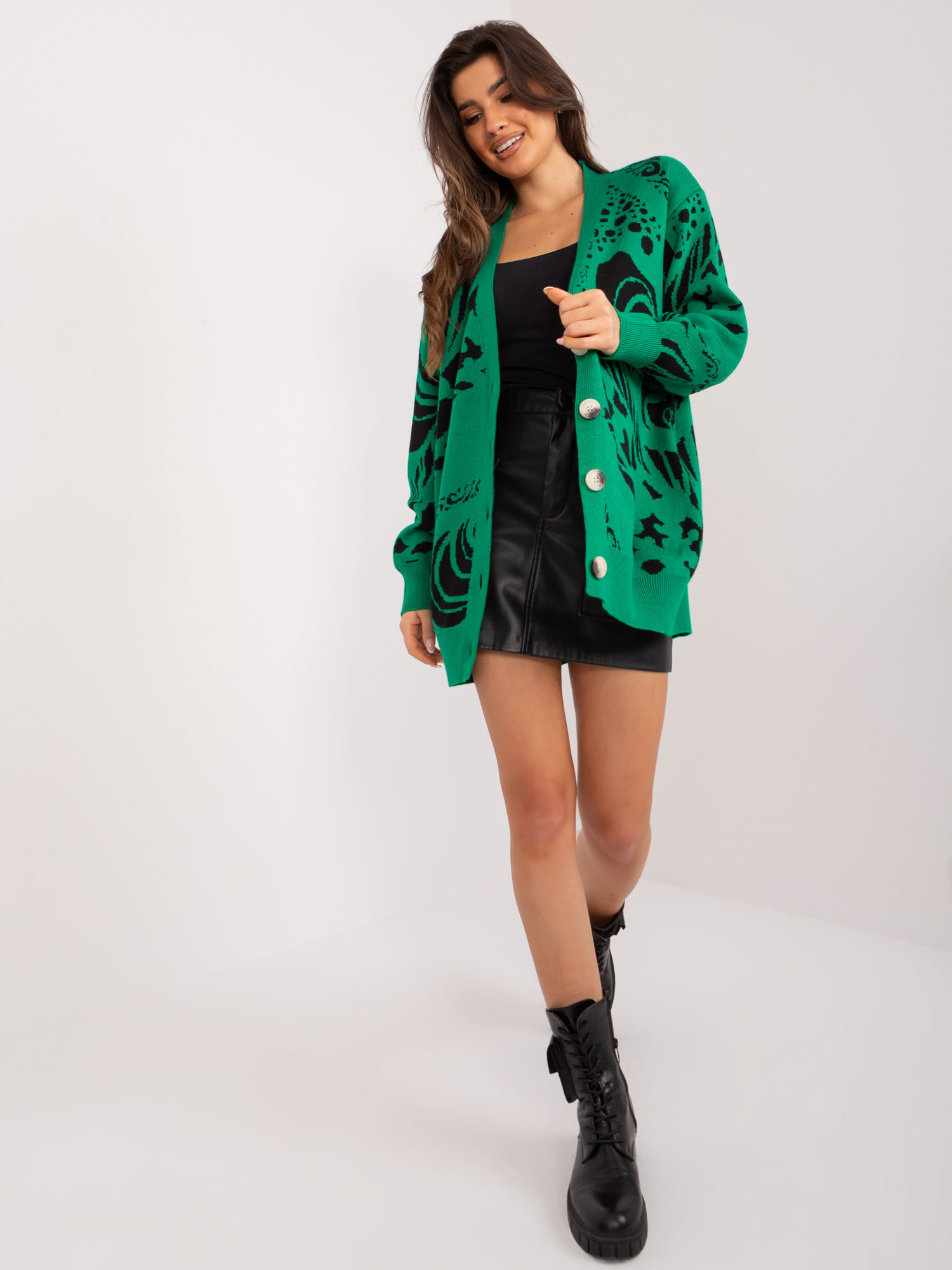 Tmavozelený sveter so vzormi -BA-SW-12038.20-black-green Veľkosť: ONE SIZE