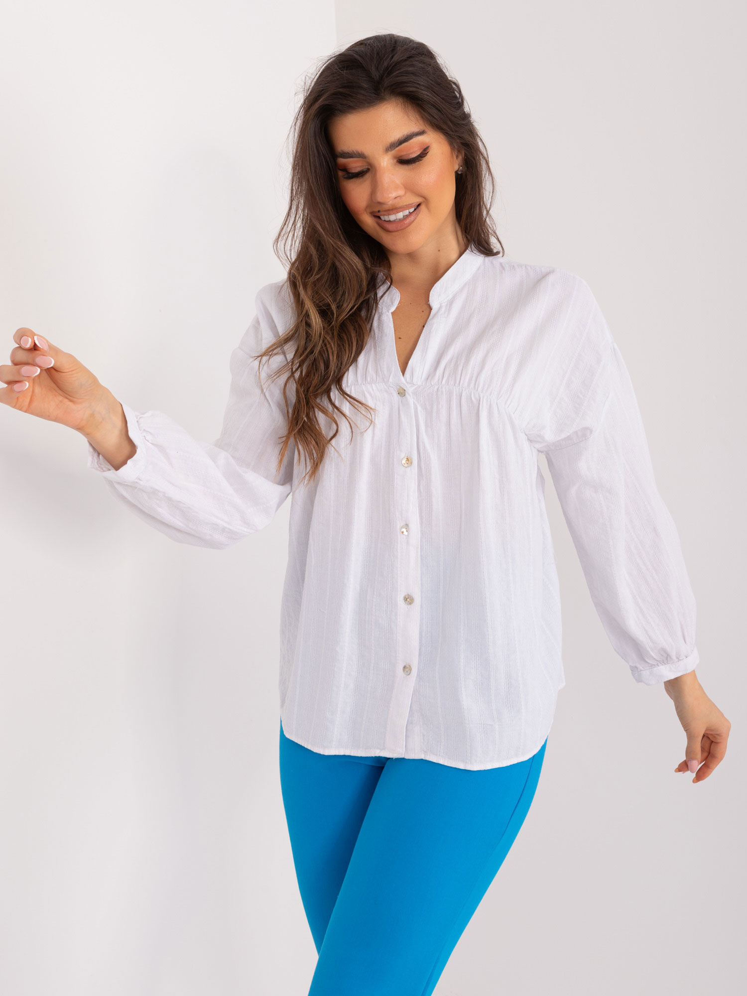 Biela oversize bavlnená košeľa BP-KS-1142.21-white Veľkosť: S