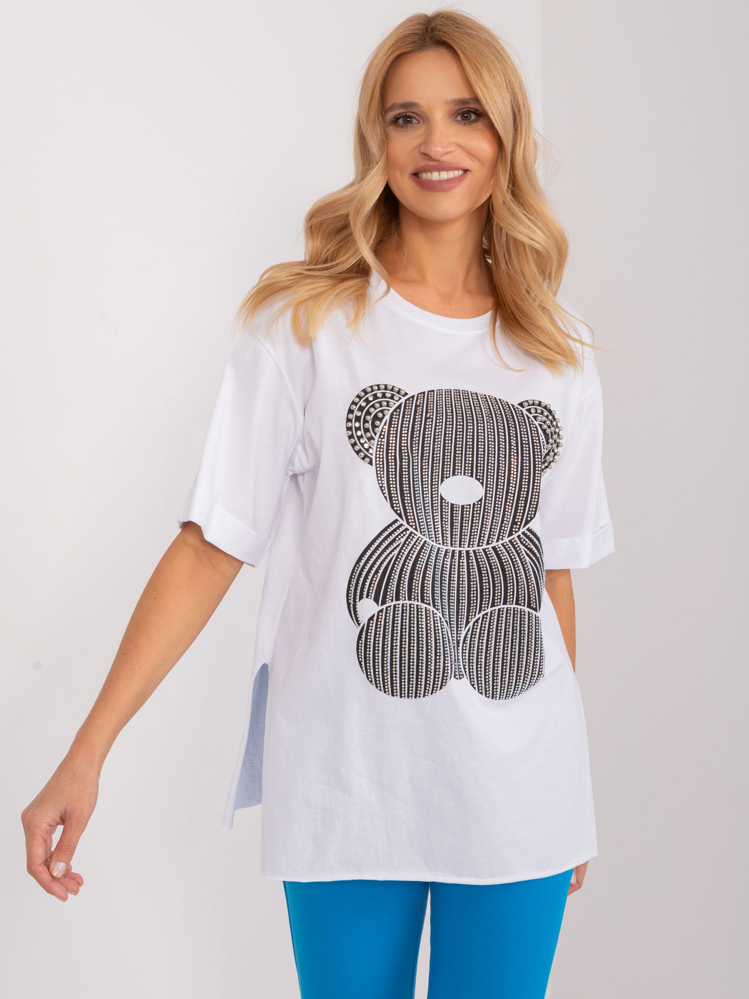 Biele oversize tričko s potlačou medvedíka PM-TS-4575.30-white Veľkosť: S
