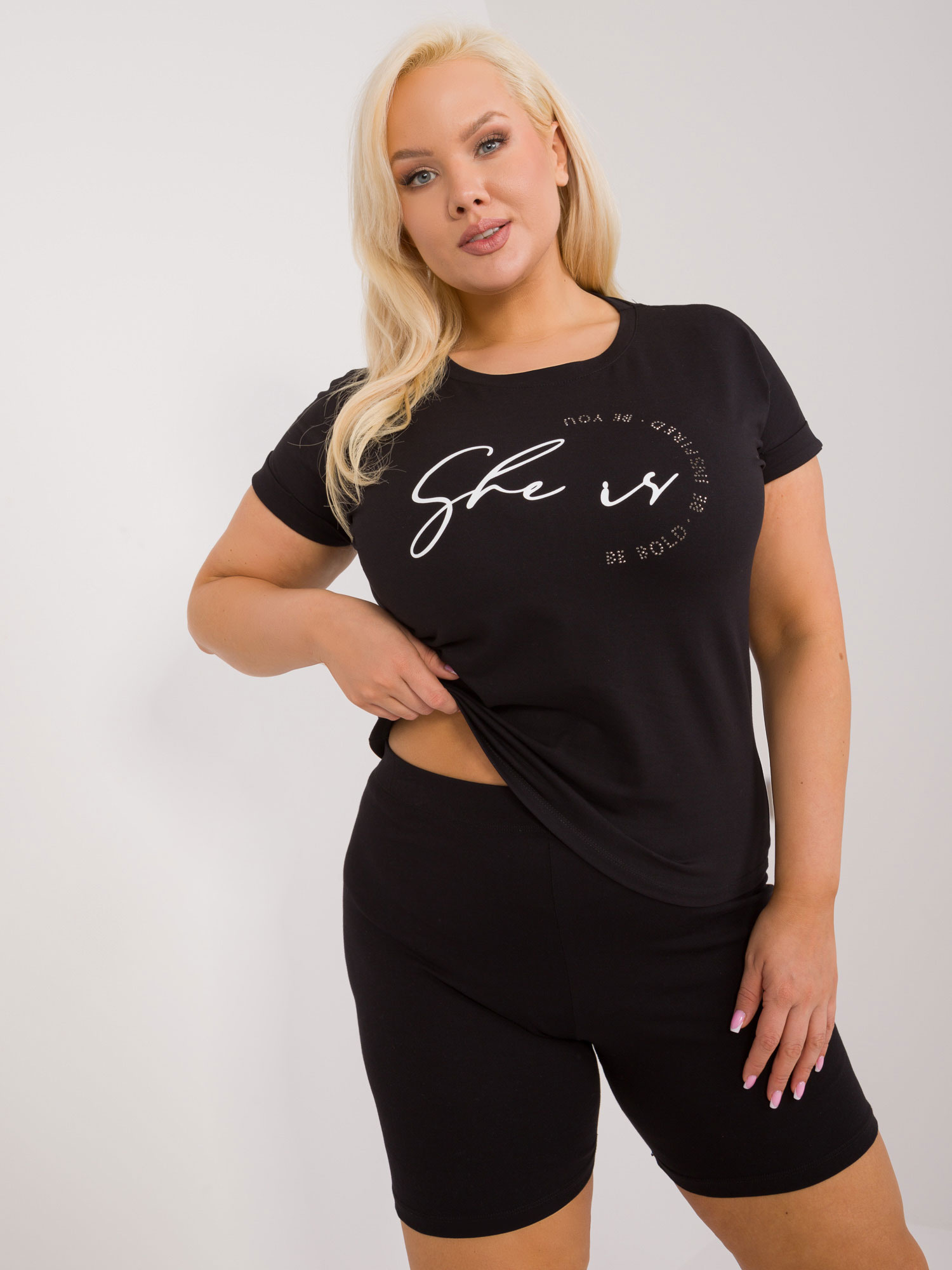 Čierne tričko s okrúhlym výstrihom a potlačou RV-TS-9476.25-black Veľkosť: ONE SIZE