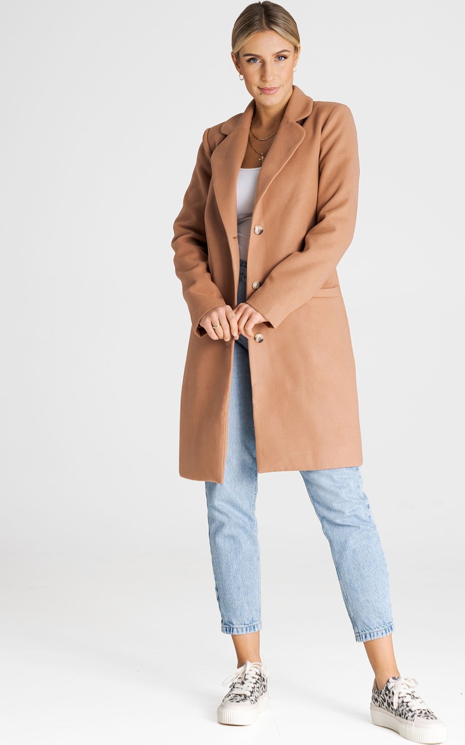 Béžový kabát na gombíky M989 Beige Veľkosť: M