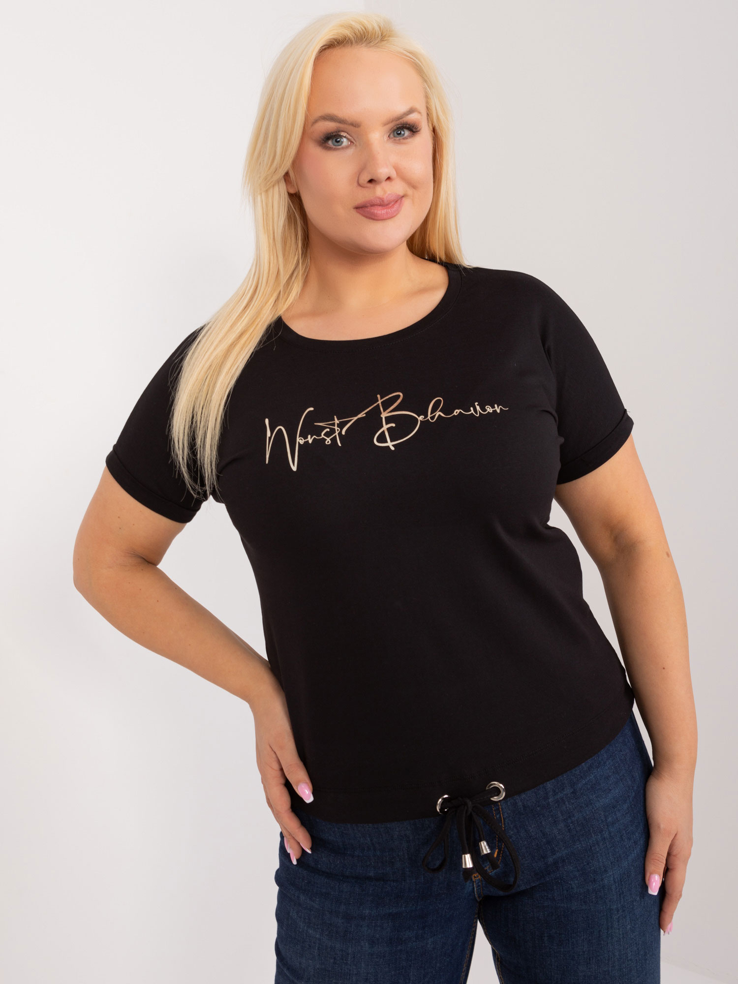 Čierne tričko s nápisom a viazaním v páse RV-TS-9478.60-black Veľkosť: ONE SIZE