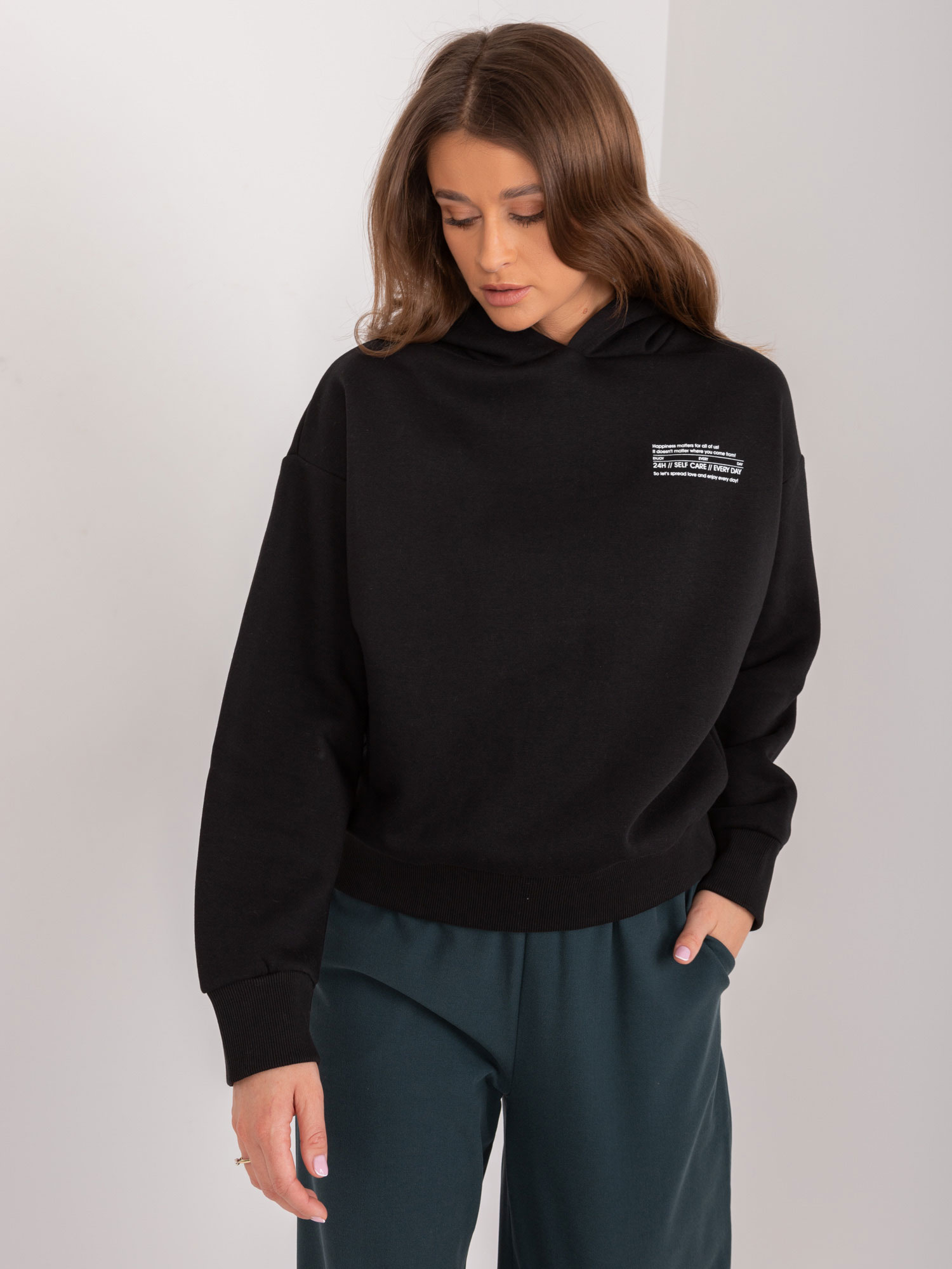 Čierna mikina s kapucňou D10608BC02450C4-black Veľkosť: M