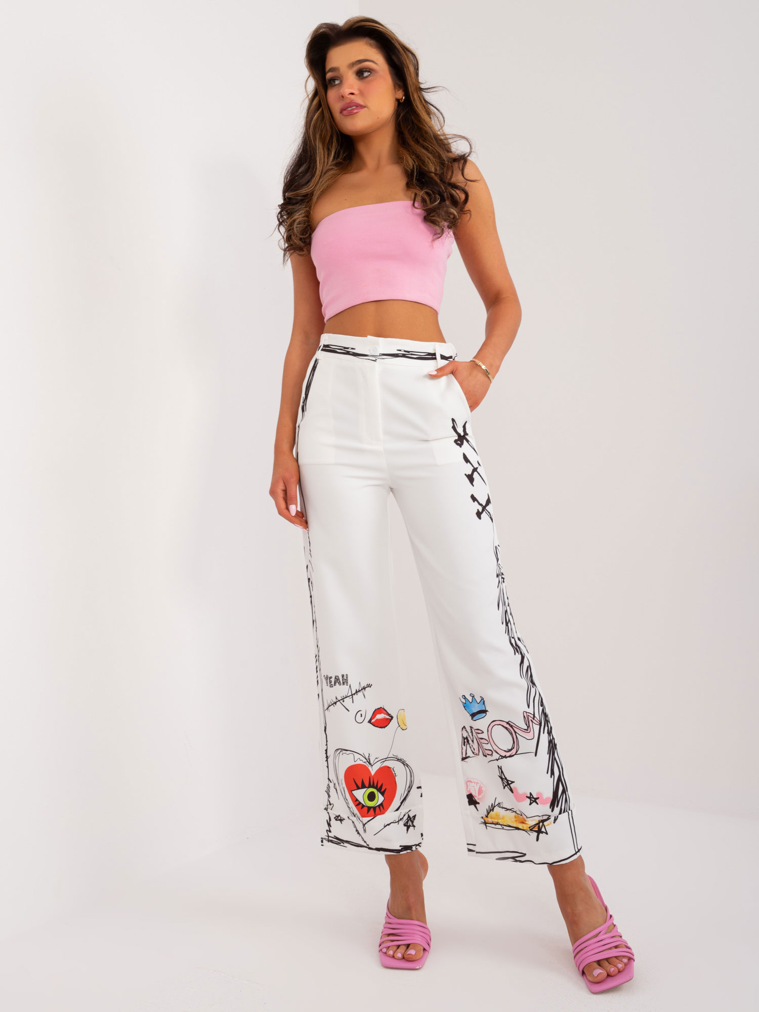 Biele široké nohavice s vysokým pásom a potlačou DHJ-SP-18857-1.32-white Veľkosť: ONE SIZE