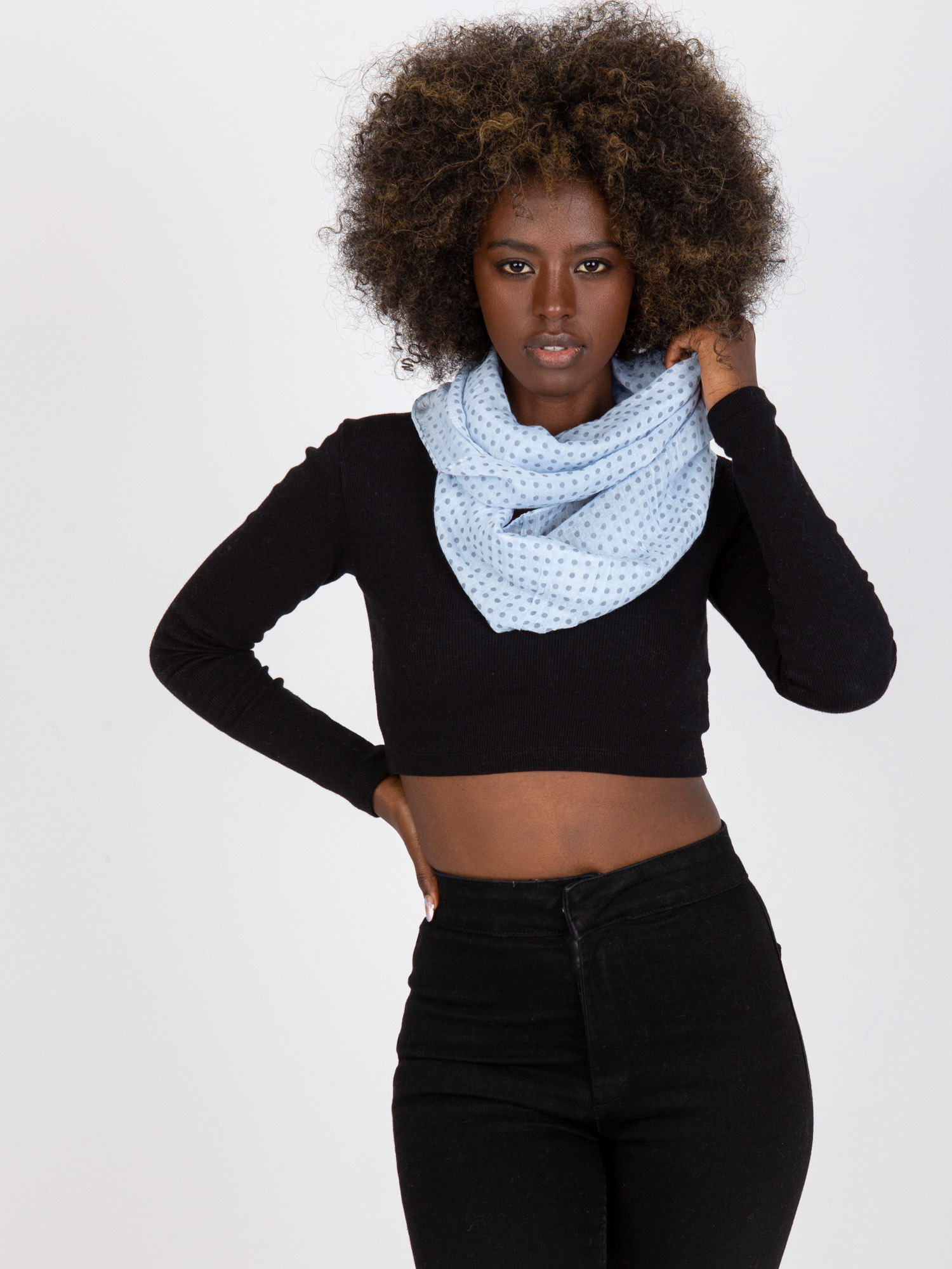 Svetlomodrá šatka s bodkami AT-CH-BF48181-light blue Veľkosť: ONE SIZE