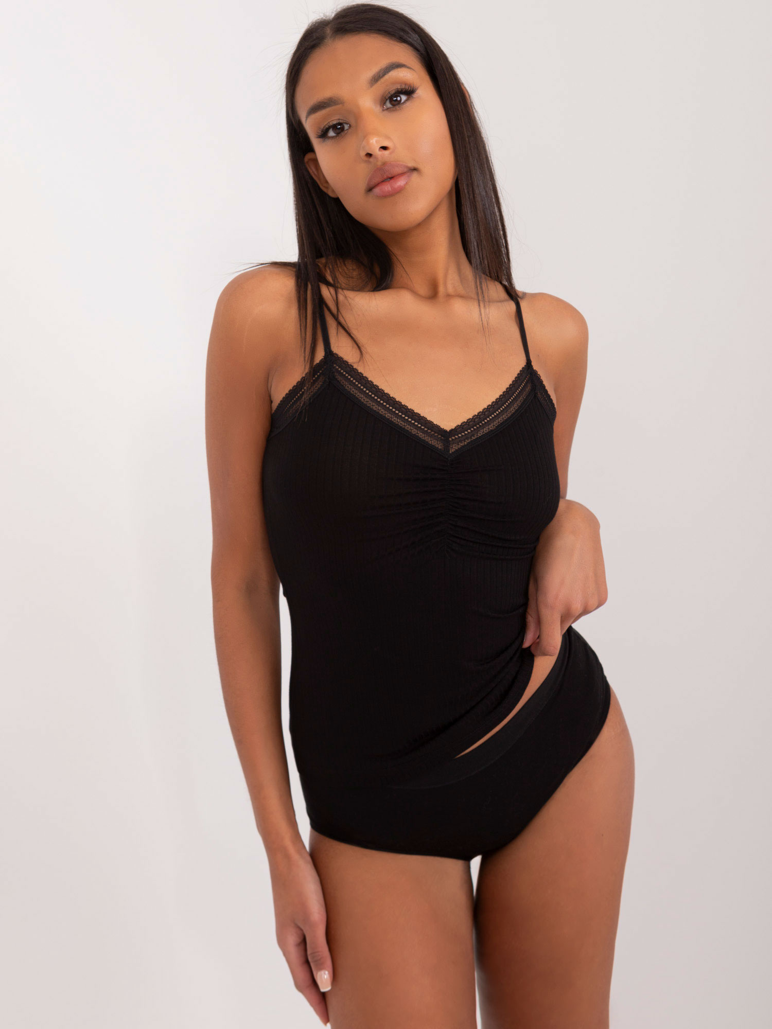 Čierne tielko s čipkou -BR-TP-2030-black Veľkosť: XL