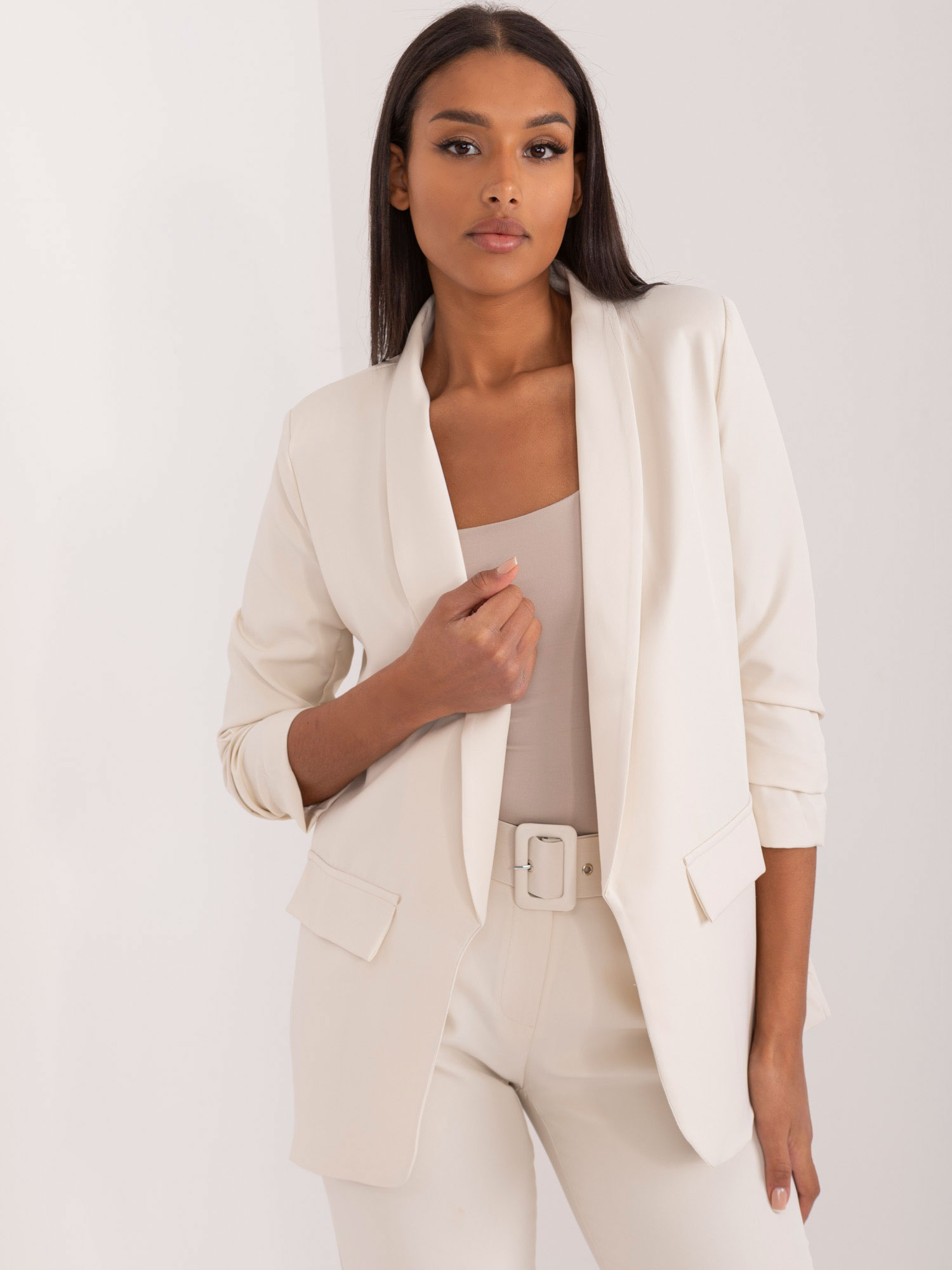 Svetlobéžové elegantné dámske sako TW-ZT-BI-24155a.01X-light beige Veľkosť: L