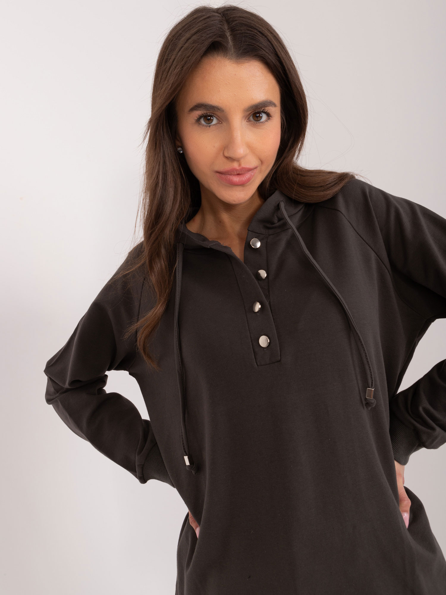 Tmavá khaki mikina s gombíkmi RV-BL-8200.36-dark khaki Veľkosť: ONE SIZE