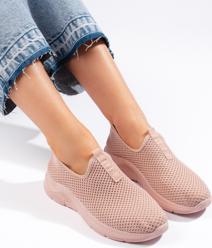 Púdrové textilné športové topánky NB661P Veľkosť: 36