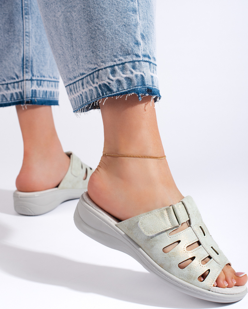 Dámske pohodlné sivé šľapky TL6820-6BE Veľkosť: 36