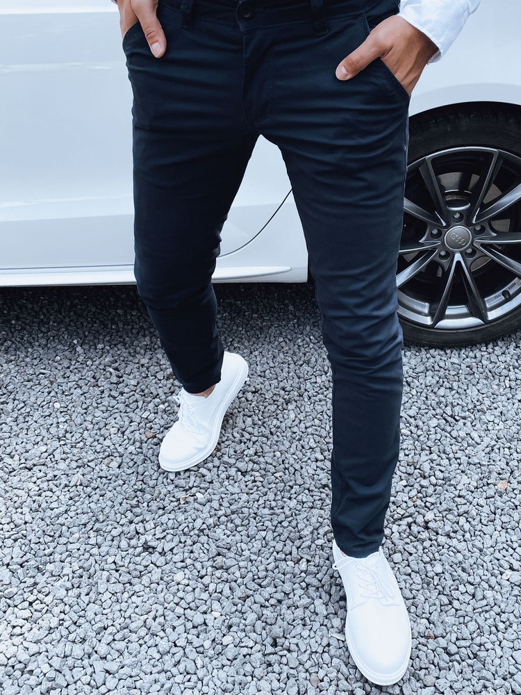 Tmavomodré pánske voľnočasové nohavice UX4346 Veľkosť: 34/48