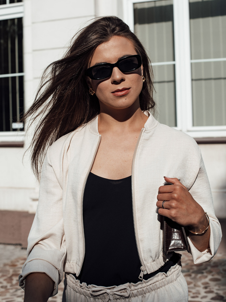 Svetlobéžová crop bomber bunda MADDIE RY2655 Veľkosť: ONE SIZE