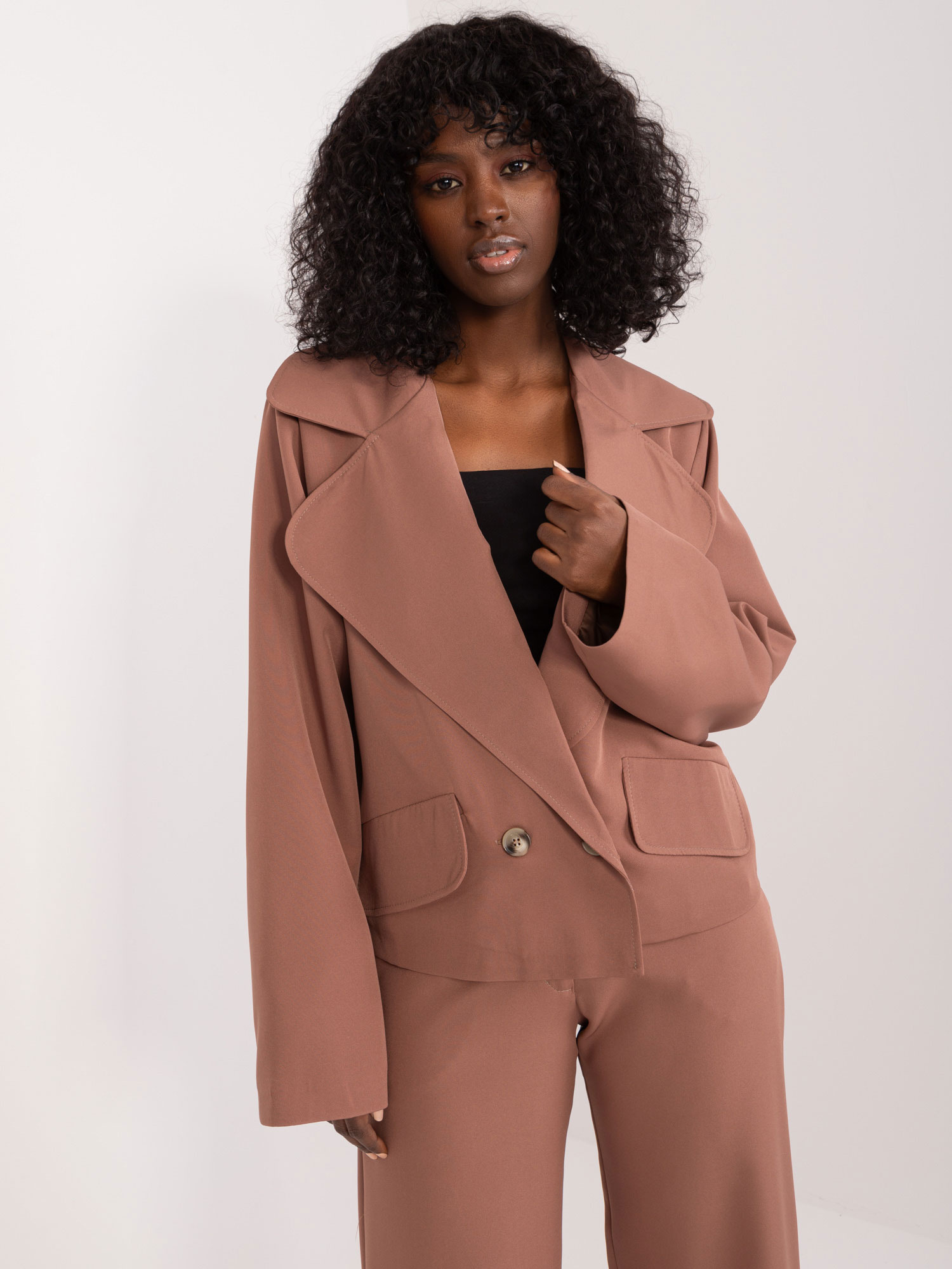 Hnedé krátke sako LK-MA-509578.20-brown Veľkosť: S/M