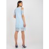 Svetlomodré koktejlové šaty s odhalenými ramenami