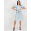 Svetlomodré koktailové midi šaty s balónovými rukávmi a potlačou