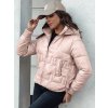 Svetloružová dámska krátka zimná prešívaná bunda s kapucňou FASHWARM
