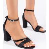 Dámske čierne lesklé sandále na stĺpiku, podpätok 8 cm