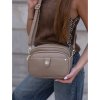 Béžová dámska crossbody kabelka s odnímateľnou prednou taštičkou