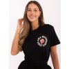 Čierne dámske bavlnené tričko s potlačou na chrbte