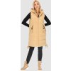 Dlhá béžová zateplená dámska vesta s kapucňou