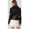 Čierna dámska koženková bunda so zipsami *