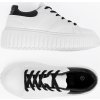 Biele dámske tenisky na platforme s čiernymi detailmi