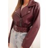 Vínová dámska krátka koženková bunda s opaskom