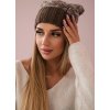 Hnedá dámska zimná čiapka s brmbolcom