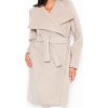 Elegantný béžový kabát s opaskom