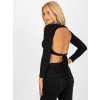 Čierny crop top s holým chrbtom