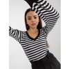 Čierno-biela pruhovaná blúzka